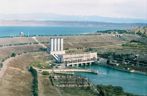 File:Mingechevir Dam.jpg