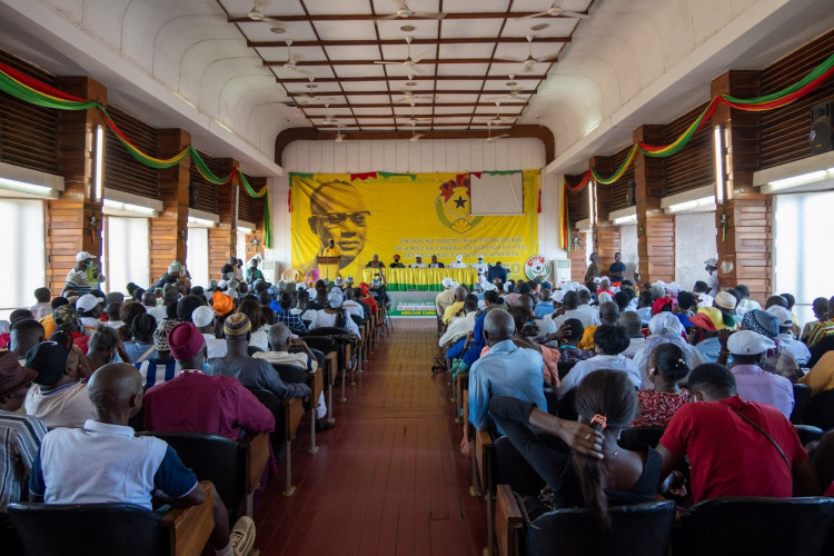 File:First All-African Party Congress.jpg