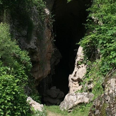 File:Azykh cave.jpg
