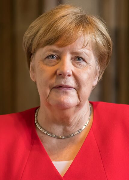 Datei:Angela Merkel 2019 cropped.jpg