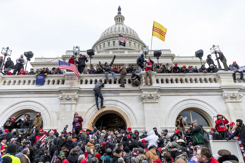 File:2021 Capitol storming.png