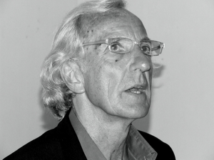 John Pilger.png