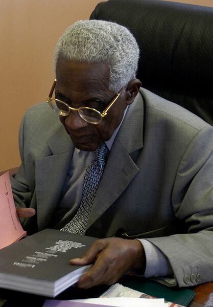 File:Aime Cesaire.jpg